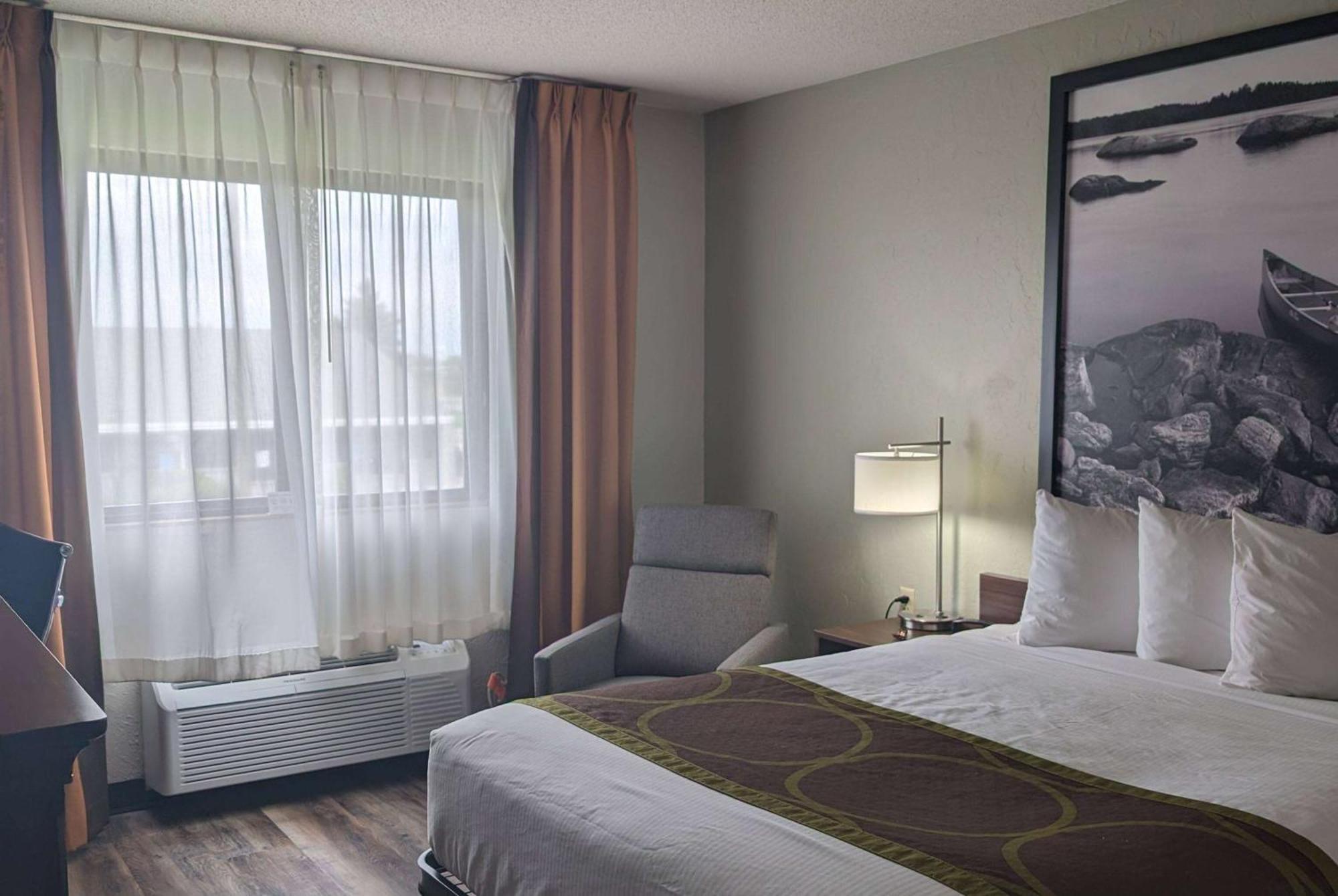 Super 8 By Wyndham Alexandria Mn Motel Buitenkant foto